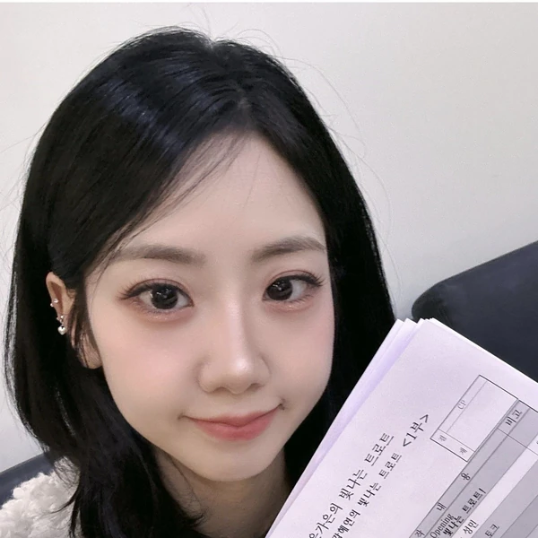 Top moment of Kang Hyeyeon chosen by fans