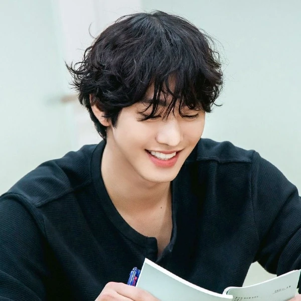 오늘 가장 사랑받은 안효섭의 모습