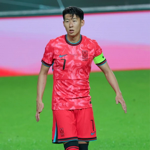 Top moment of Son Heungmin chosen by fans