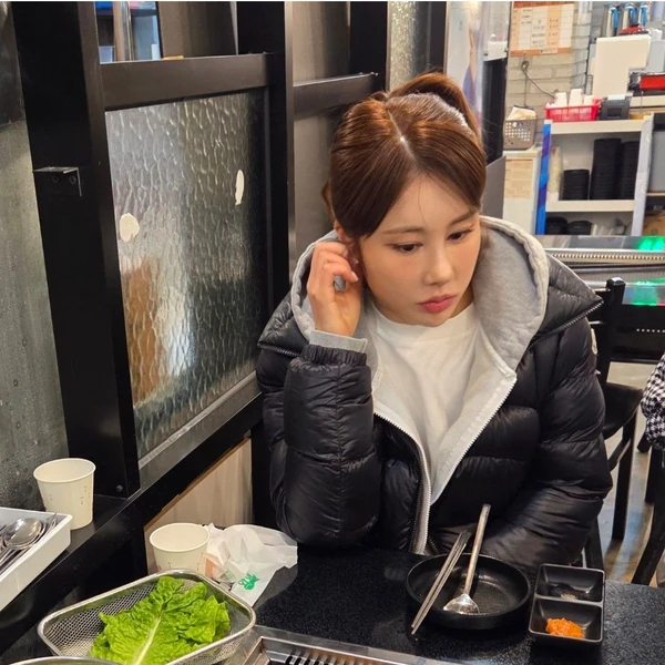 Popular photo full of fans’ love for Kim Soyou