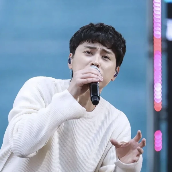 ギョンフンへのファンの愛が詰まった人気写真