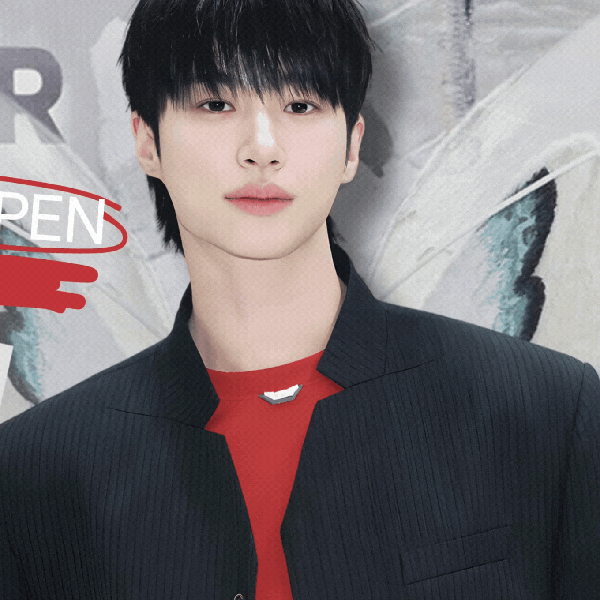 Popular photo full of fans’ love for Byeon Wooseok