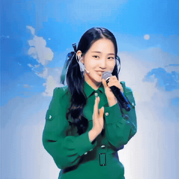 Penampilan Kim Taeyeon yang paling disukai hari ini