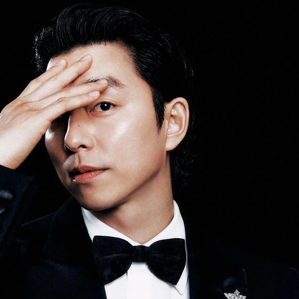 今天最受喜爱的孔侑模样