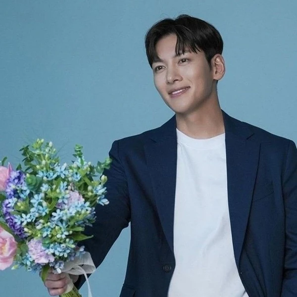 Popular profile image of Ji Changwook selected by vote