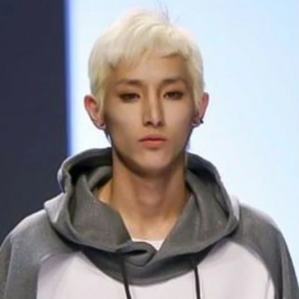 The most loved look of Lee Soohyuk today