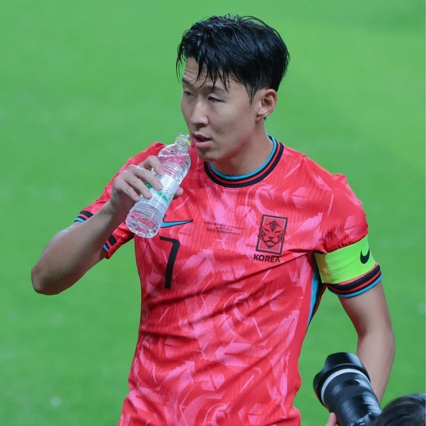 Popular profile image of Son Heungmin selected by vote