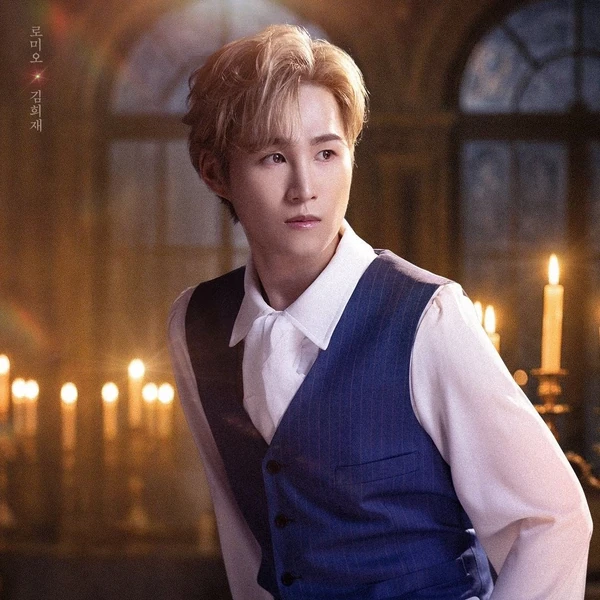 充满粉丝爱意的金熙栽人气照片