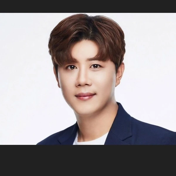 The most loved look of Jin Haesung today