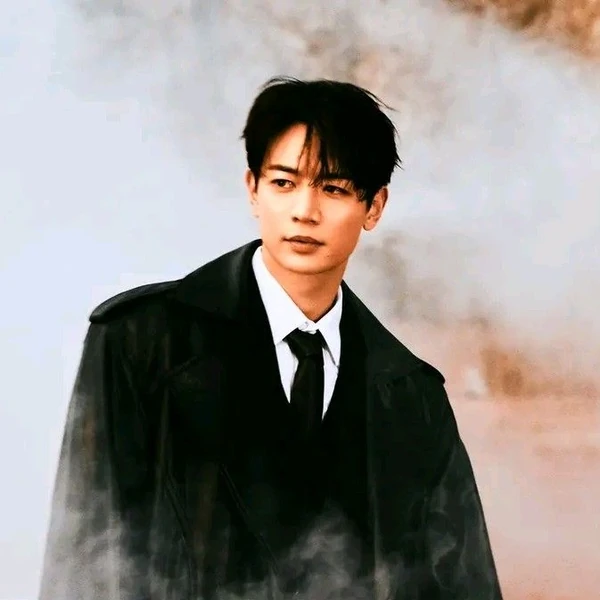 Popular photo full of fans’ love for Choi Minho