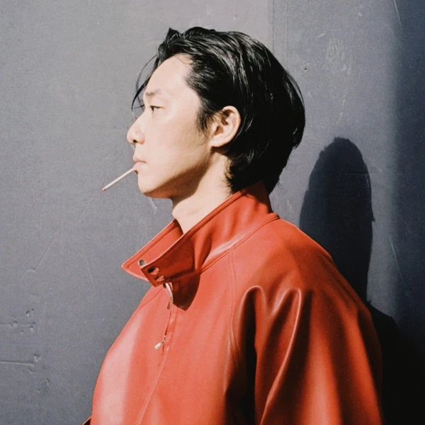 The most loved look of Park Seojoon today