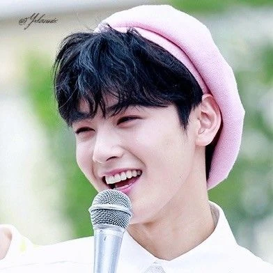 充滿粉絲愛的車銀優人氣照片