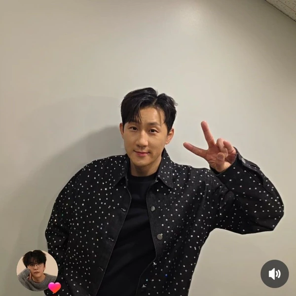 Popular photo full of fans’ love for Na Sangdo