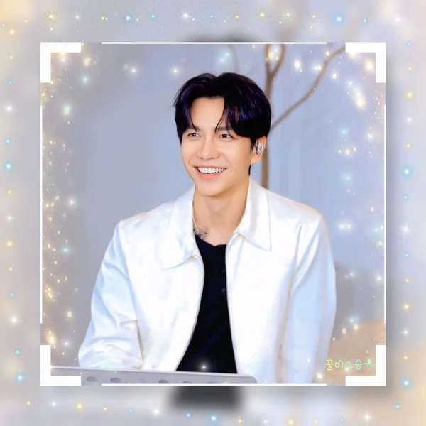 Foto populer Lee Seunggi yang penuh cinta dari penggemar