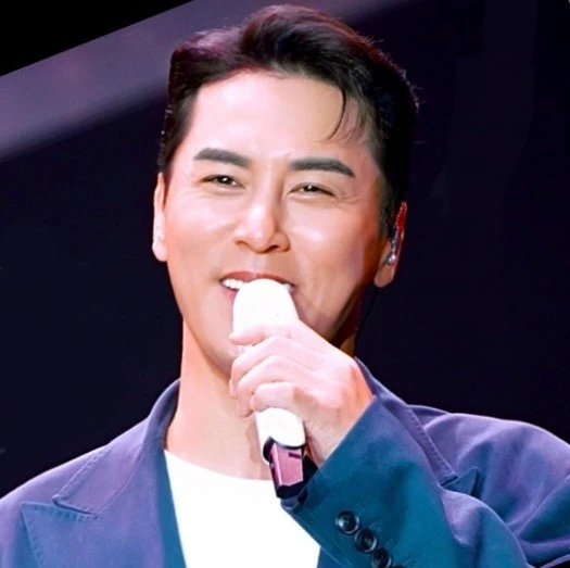 充滿粉絲愛的張民好人氣照片