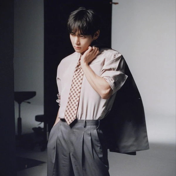 Popular photo full of fans’ love for Kim Taehyung (V)