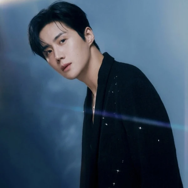 Popular photo full of fans’ love for Kim Seonho