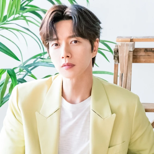 Popular photo full of fans’ love for Park Haejin