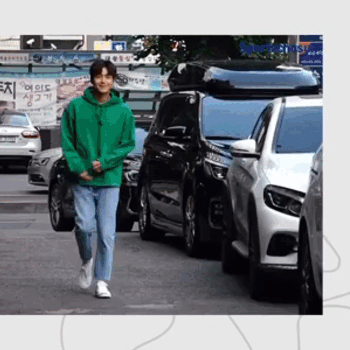 今天最受喜愛的金宣虎模樣