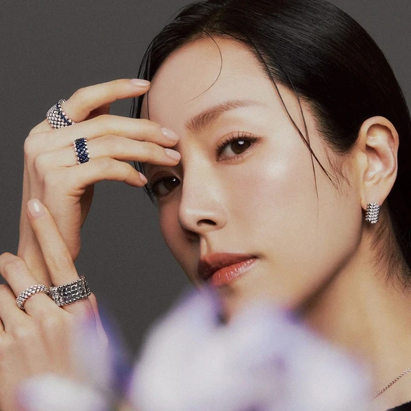 Popular photo full of fans’ love for Han Jimin