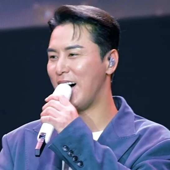 充滿粉絲愛的張民好人氣照片