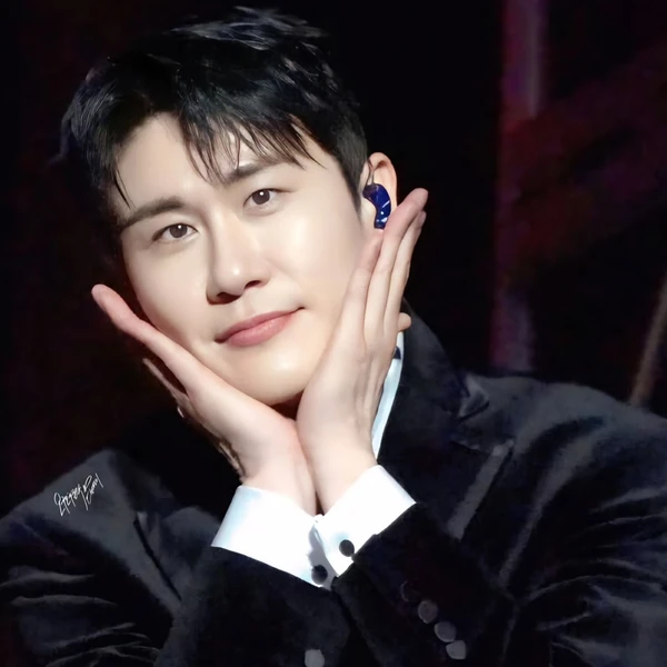 充滿粉絲愛的永卓人氣照片