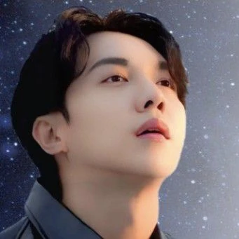 Penampilan Lee Seunggi yang paling disukai hari ini