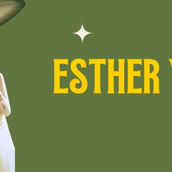 The most loved look of Esther Yu today