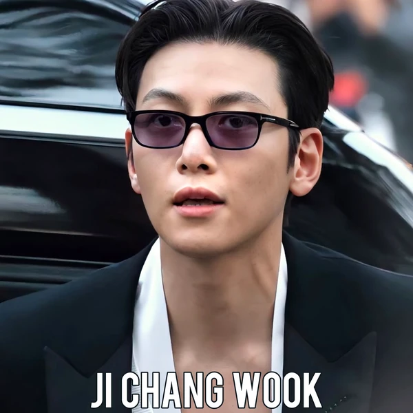 今天最受喜爱的池昌旭模样