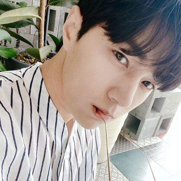 Top moment of Kim Myungsoo (L) chosen by fans