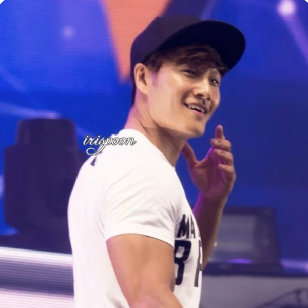 粉丝选出的金钟国最佳瞬间