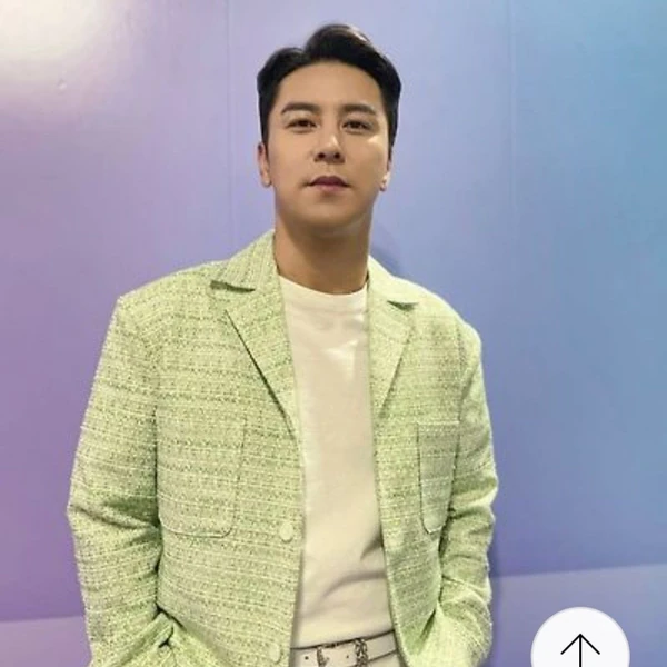 Penampilan Jang Minho yang paling disukai hari ini