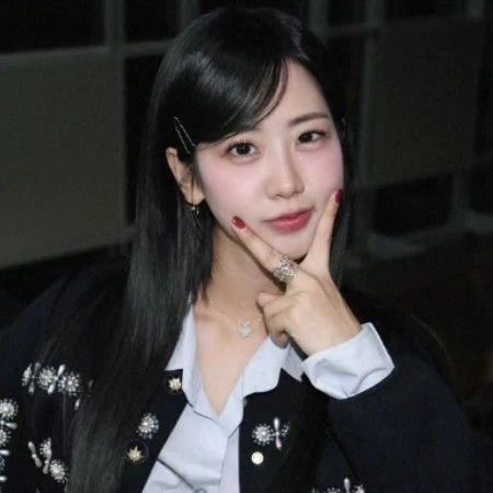 Top moment of Kang Hyeyeon chosen by fans