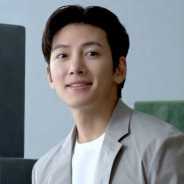 The most loved look of Ji Changwook today