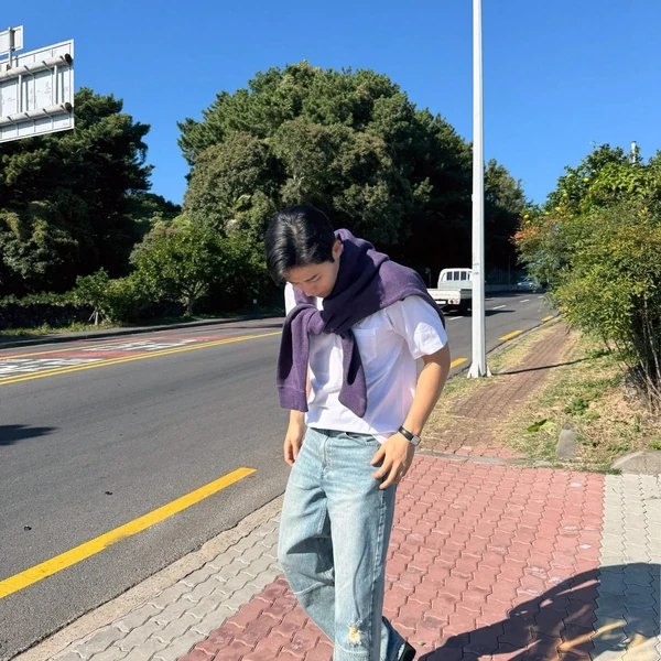 Popular photo full of fans’ love for Kim Dongjun