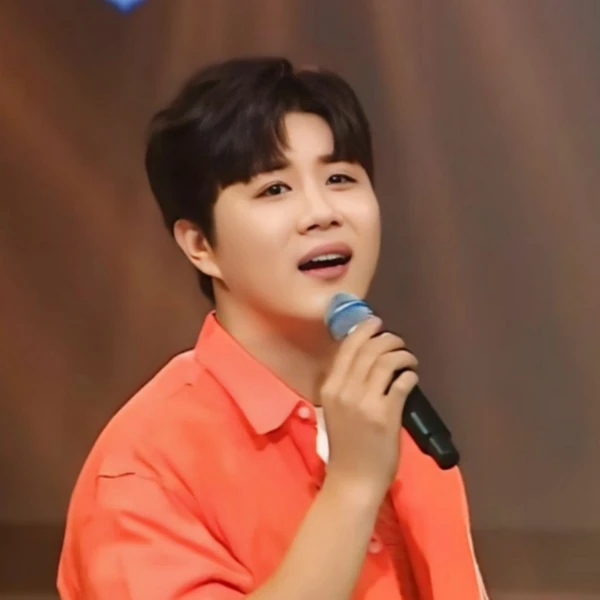 充满粉丝爱意的晋海成人气照片