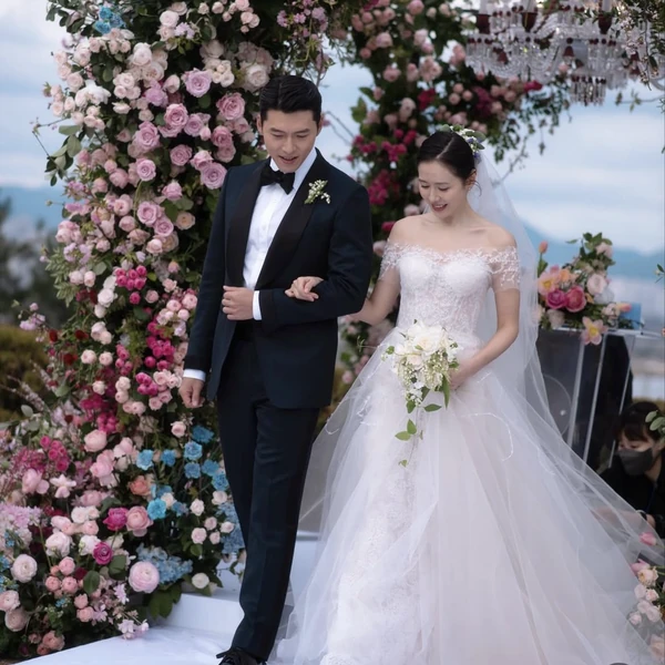 Penampilan Hyun Bin yang paling disukai hari ini