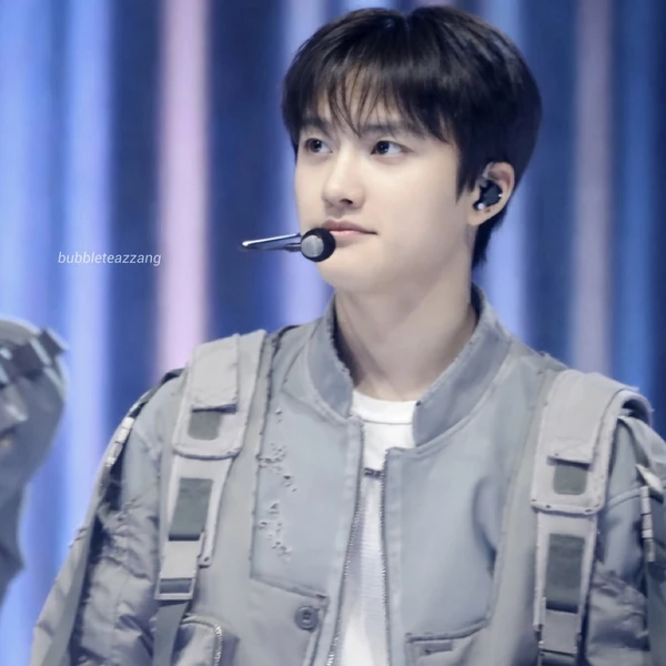 充满粉丝爱意的都暻秀 (D.O.)人气照片