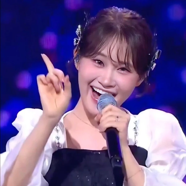 Penampilan Kim Dahyun yang paling disukai hari ini