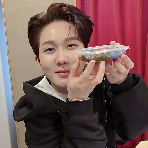 今日最も愛されたキム・スチャンの姿