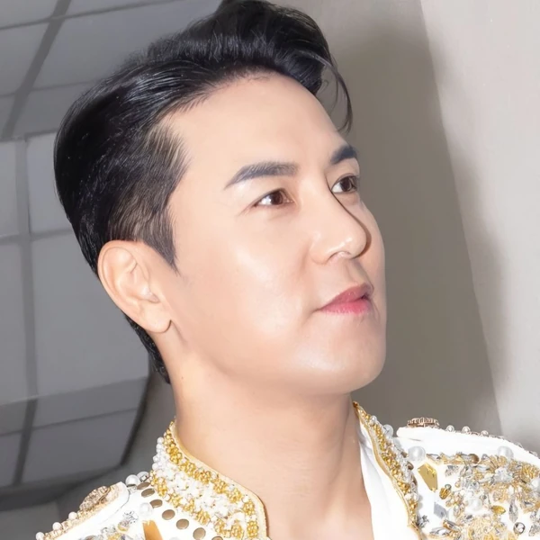 充滿粉絲愛的張民好人氣照片