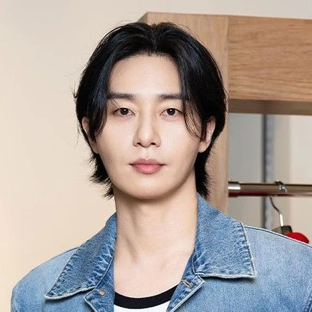 Penampilan Park Seojoon yang paling disukai hari ini