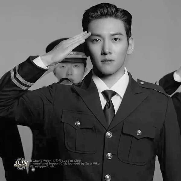 チ・チャンウクへのファンの愛が詰まった人気写真