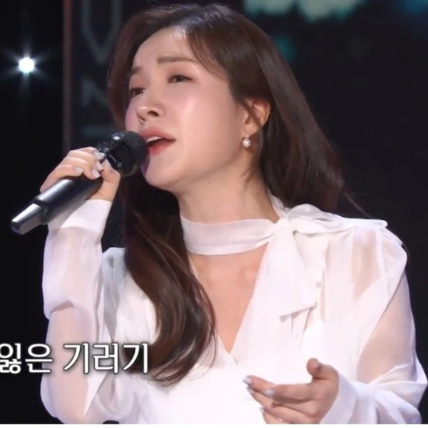 The most loved look of Ryu Wonjung today