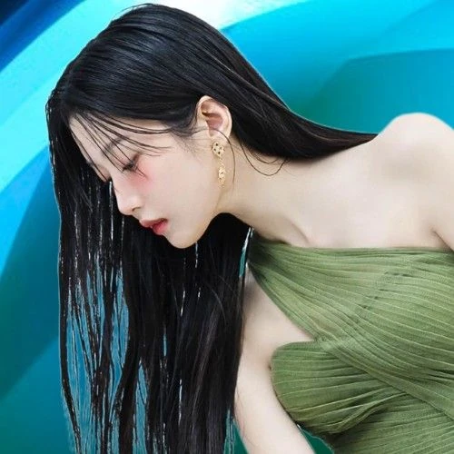 Popular photo full of fans’ love for Mun Kayoung