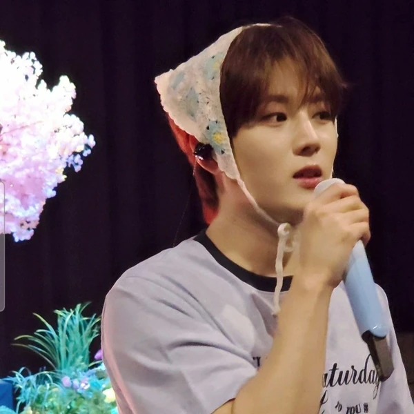 今天最受喜爱的金俊贤模样