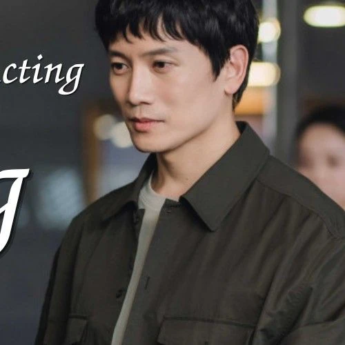 The most loved look of Ji Sung today