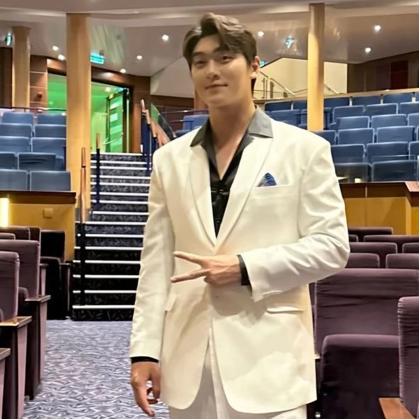 The most loved look of Jeon Jonghyeok today