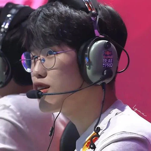 Popular profile image of Oner selected by vote