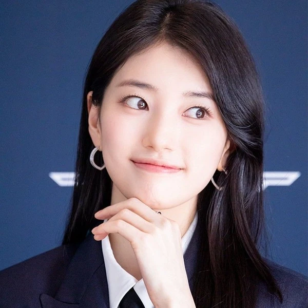 ペ・スジへのファンの愛が詰まった人気写真